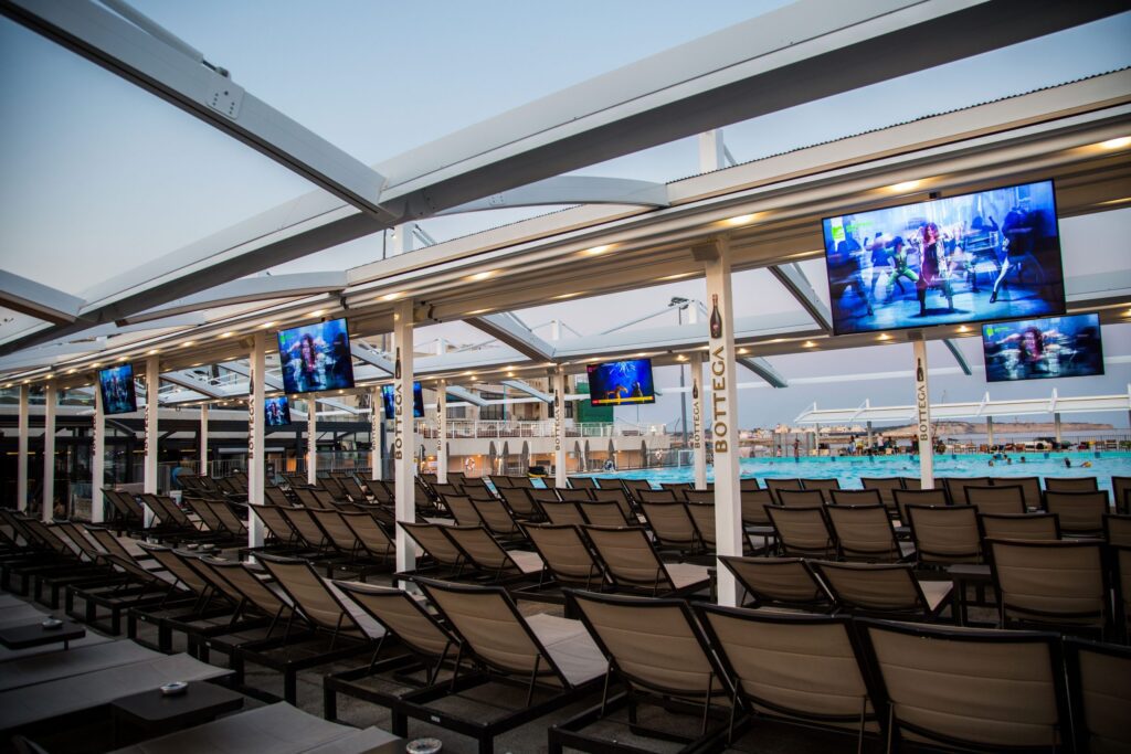 District Five Malta Elegant Pergola (5)