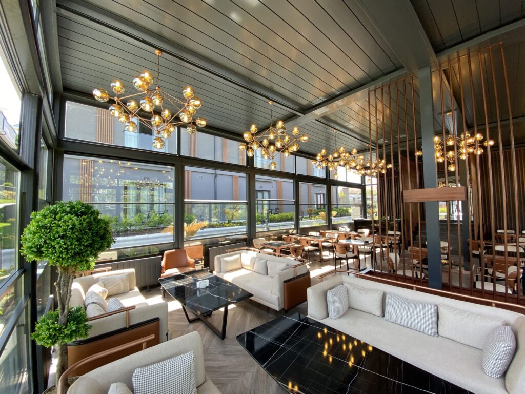 Skylounge Bioclimatic Pergola Menalo Suites Hotel (1)