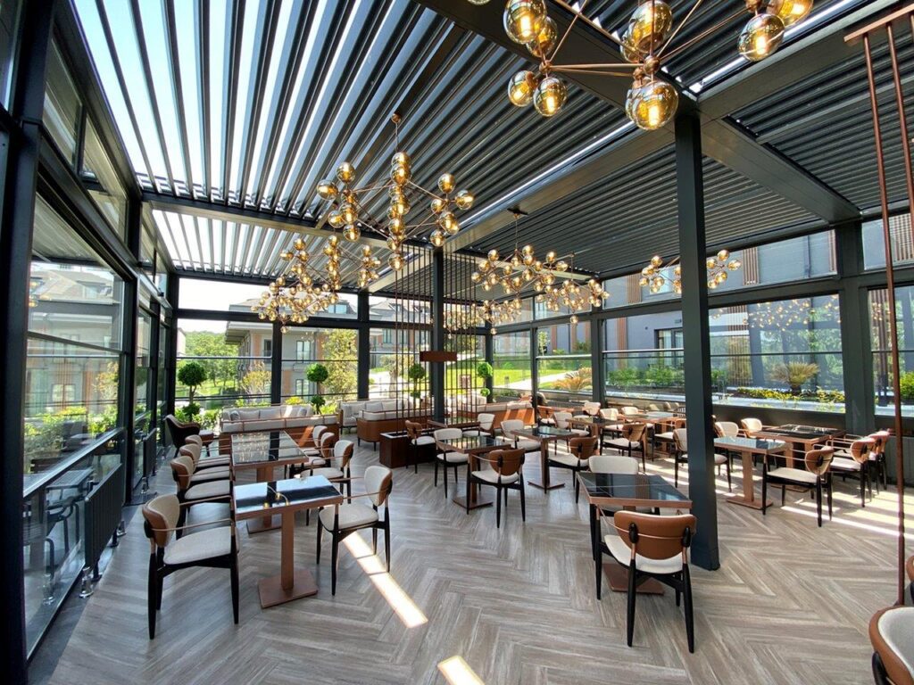 Skylounge Bioclimatic Pergola Menalo Suites Hotel (10)