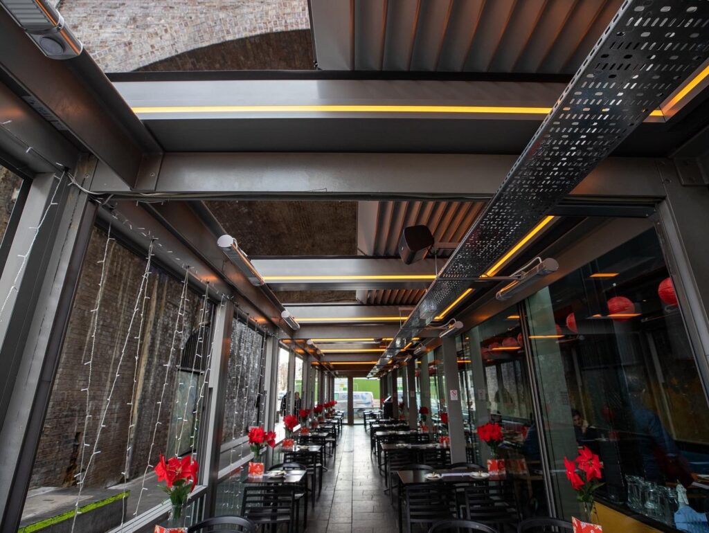 Skymax_Retractable Bioclimatic Pergola (6)